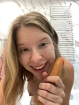 Snapshot of kimczii chatting on July 24, 7:50 am kimczii online show from July 24, 7:50 am