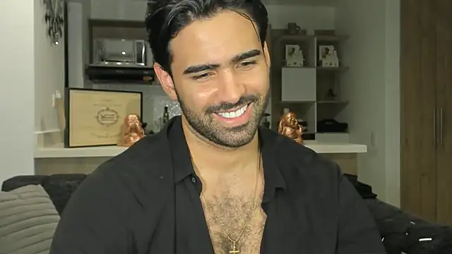 Snapshot of BradleySmithx chatting on February 15, 4:01 pm BradleySmithx online show from February 15, 4:01 pm