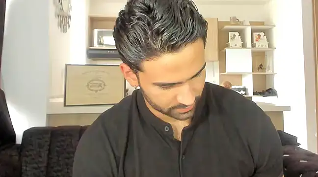 Snapshot of BradleySmithx chatting on March 2, 6:30 pm BradleySmithx online show from March 2, 6:30 pm
