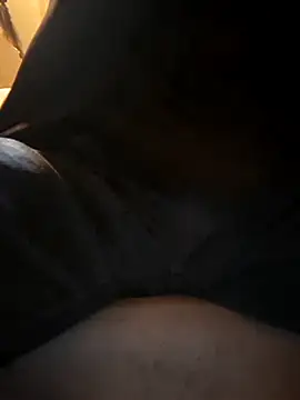 Snapshot of eddouxxx78 chatting on November 29, 12:19 pm eddouxxx78 online show from November 29, 12:19 pm