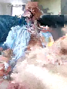 Snapshot of eddouxxx78 chatting on June 26, 1:26 pm eddouxxx78 online show from June 26, 1:26 pm
