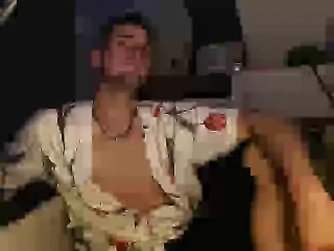 Snapshot of Youngtimer_1997 chatting on February 26, 4:22 am Youngtimer 1997 online show from February 26, 4:22 am