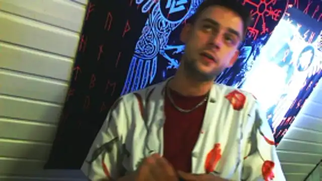 Snapshot of Youngtimer_1997 chatting on March 12, 6:52 am Youngtimer 1997 online show from March 12, 6:52 am