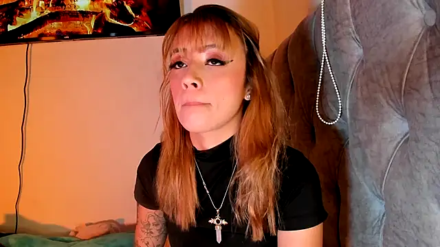 Snapshot of Sabrina_Cole chatting on September 24, 3:32 am Sabrina Cole online show from September 24, 3:32 am