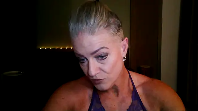 Snapshot of Devon2020 chatting on November 28, 11:35 am Devon2020 online show from November 28, 11:35 am