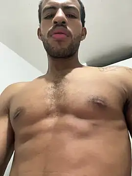 Snapshot of Criistianprado19cm chatting on May 22, 11:10 pm Criistianprado19cm online show from May 22, 11:10 pm