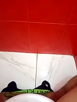 Snapshot of Jeanka18z chatting on November 6, 9:10 am Jeanka18z online show from November 6, 9:10 am