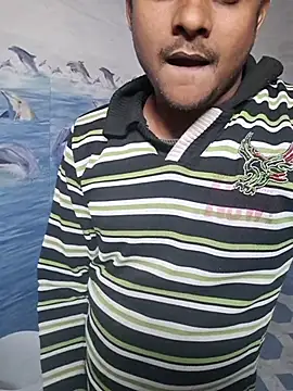 Snapshot of Itsdesi_boy chatting on January 19, 3:54 am Itsdesi boy online show from January 19, 3:54 am