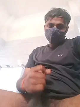 Snapshot of Itsdesi_boy chatting on February 17, 2:30 am Itsdesi boy online show from February 17, 2:30 am