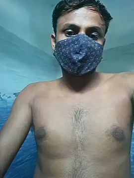 Snapshot of Itsdesi_boy chatting on February 27, 11:10 am Itsdesi boy online show from February 27, 11:10 am