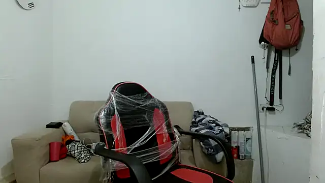 angelamarie1 online show from November 18, 9:41 pm