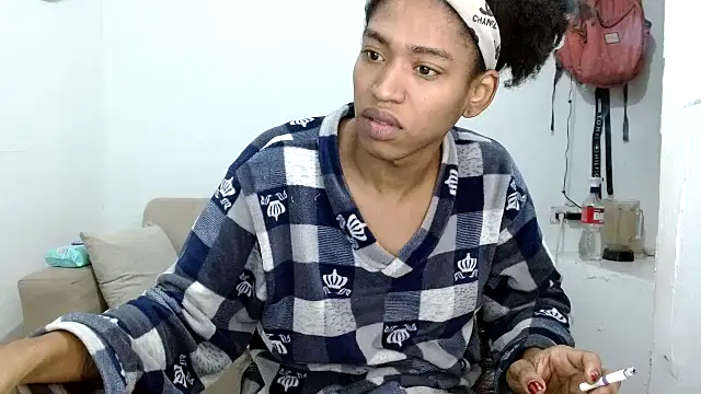 angelamarie1 online show from November 25, 12:43 am