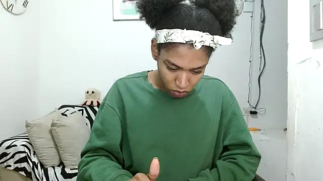 angelamarie1 online show from February 6, 11:57 am