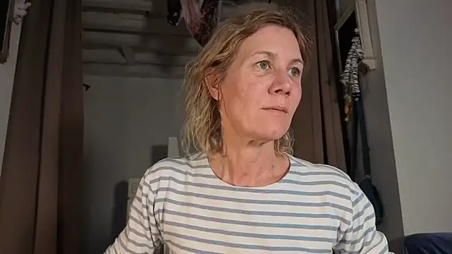Lola Belgium online show from May 23, 5:17 pm