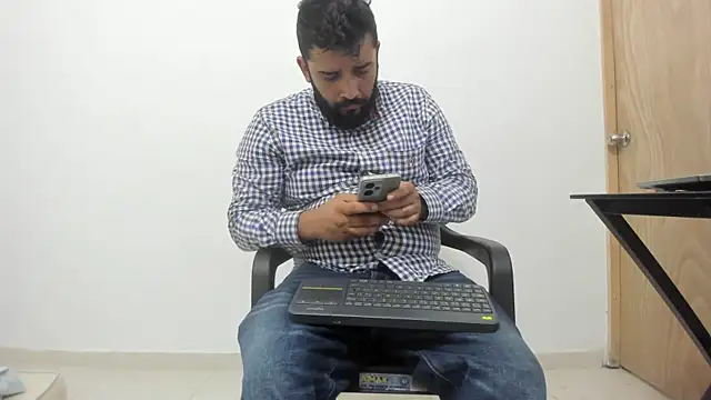 isearchcompany online show from November 20, 8:08 pm