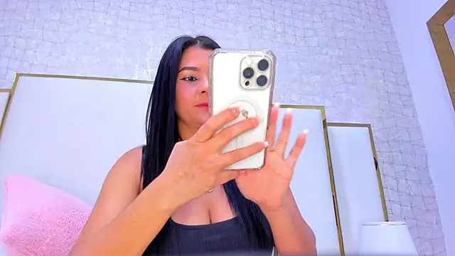 Snapshot of paola_rodriguez chatting on September 15, 11:54 am paola rodriguez online show from September 15, 11:54 am