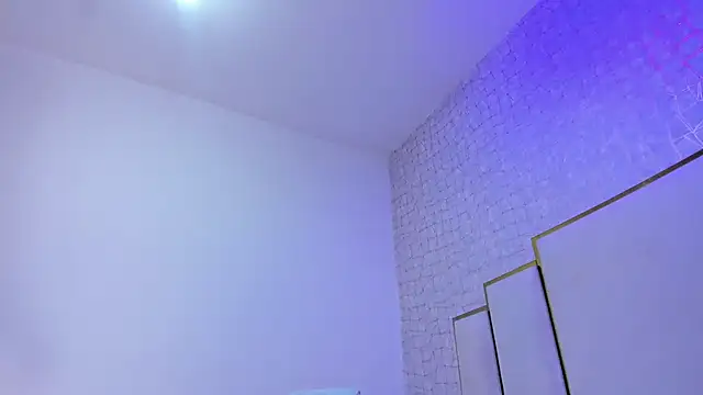 paola rodriguez online show from February 14, 9:06 am