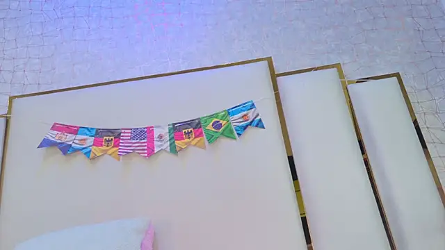 Snapshot of paola_rodriguez chatting on July 4, 9:59 am paola rodriguez online show from July 4, 9:59 am