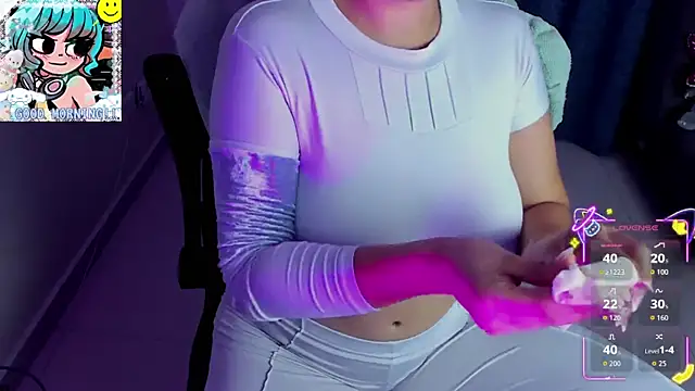 Snapshot of Roxy_clark chatting on November 28, 7:55 am Roxy clark online show from November 28, 7:55 am