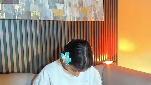 LauraAristizabal online show from October 23, 12:48 pm