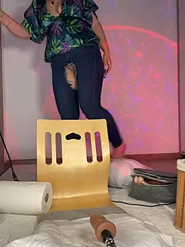 MaryJay  online show from June 11, 12:32 am