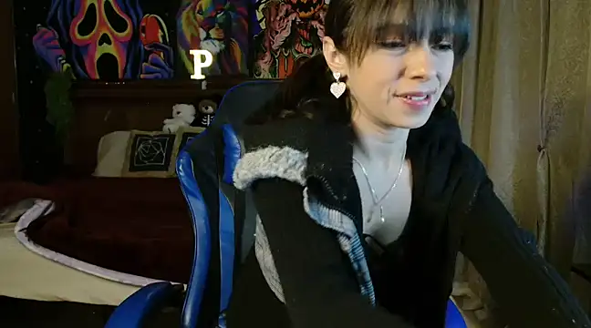 Snapshot of MINI_Petite chatting on January 17, 7:51 am MINI Petite online show from January 17, 7:51 am