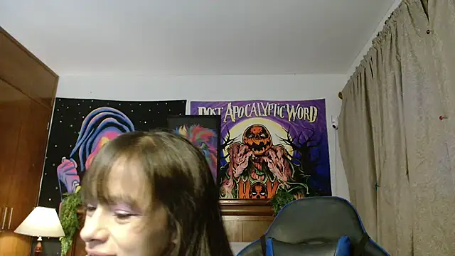 Snapshot of MINI_Petite chatting on February 18, 5:20 am MINI Petite online show from February 18, 5:20 am