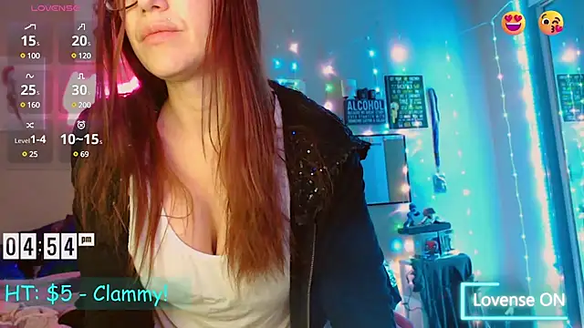 EmmaIsHere online show from January 6, 11:52 pm