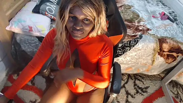 Snapshot of sexyjustin202 chatting on March 18, 10:58 pm sexyjustin202 online show from March 18, 10:58 pm