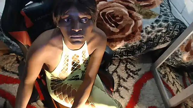 Snapshot of sexyjustin202 chatting on September 8, 11:48 pm sexyjustin202 online show from September 8, 11:48 pm