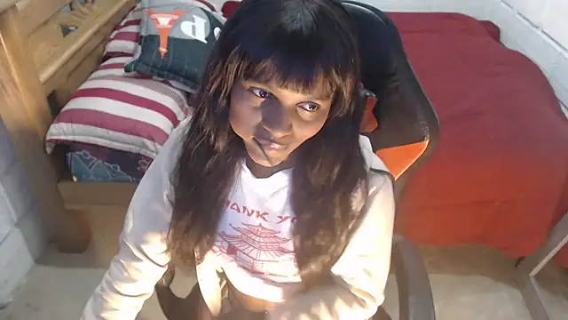 Snapshot of sexyjustin202 chatting on October 10, 2:10 am sexyjustin202 online show from October 10, 2:10 am