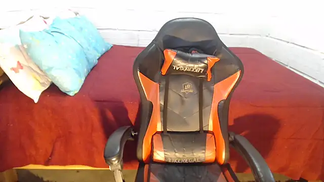 sexyjustin202 online show from July 12, 10:56 pm