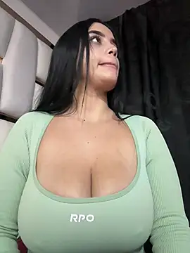 perla kem  online show from February 5, 2:49 am