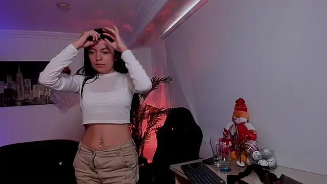 Snapshot of Meghan320 chatting on January 6, 5:59 pm Meghan320 online show from January 6, 5:59 pm