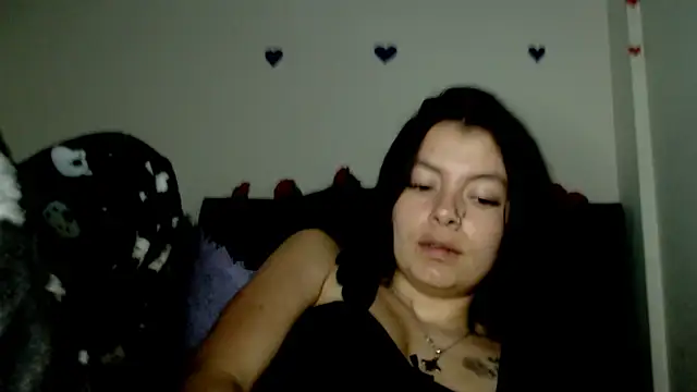 Snapshot of Meghan320 chatting on March 18, 4:15 am Meghan320 online show from March 18, 4:15 am