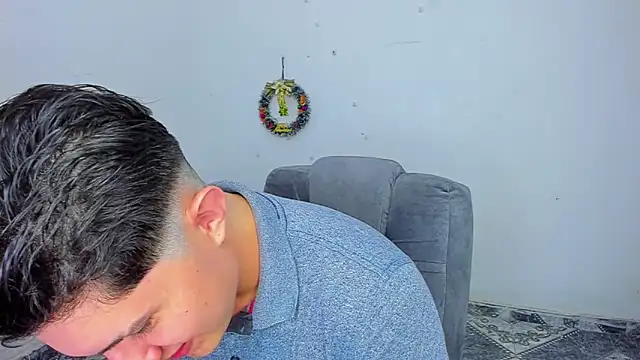 Snapshot of patrik_027 chatting on December 30, 4:19 pm patrik 027 online show from December 30, 4:19 pm