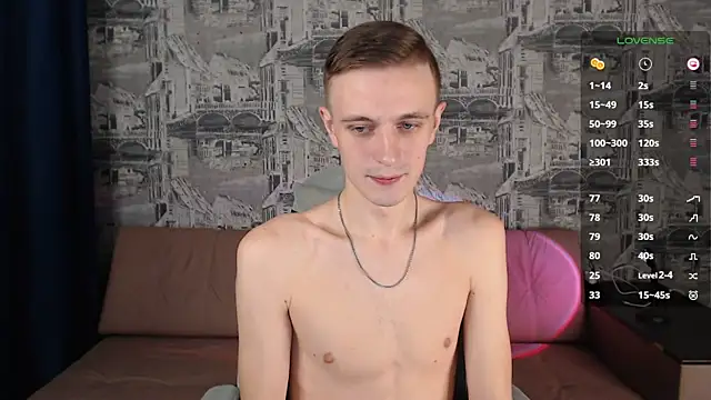 Snapshot of Oliver_Fresh chatting on December 28, 10:25 am Oliver Fresh online show from December 28, 10:25 am