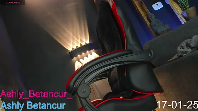 AshlyBetancurX online show from January 18, 3:53 am