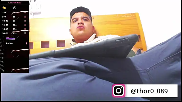 thor000089 online show from February 6, 4:39 am