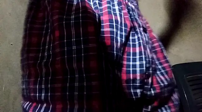 Snapshot of clintsix chatting on March 3, 10:31 pm clintsix online show from March 3, 10:31 pm