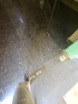 Snapshot of Mallupaiyanaachu chatting on March 15, 5:35 am Mallupaiyanaachu online show from March 15, 5:35 am