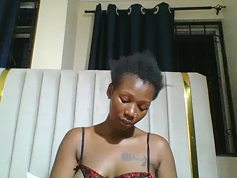 CuteJ online show from February 8, 5:29 pm