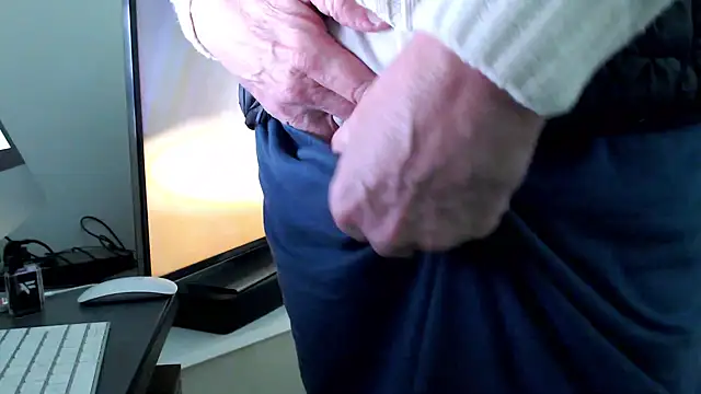 Snapshot of Unicum900 chatting on March 14, 5:24 pm Unicum900 online show from March 14, 5:24 pm