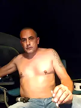 Snapshot of hardcok4u2abuse40 chatting on December 14, 6:13 am hardcok4u2abuse40 online show from December 14, 6:13 am