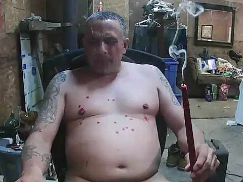 Snapshot of hardcok4u2abuse40 chatting on November 26, 3:07 am hardcok4u2abuse40 online show from November 26, 3:07 am