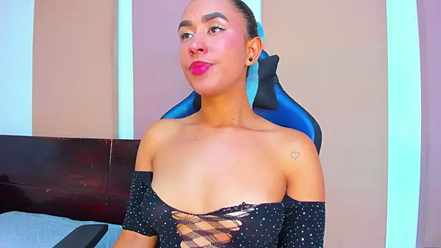 abbyblairs3 online show from February 6, 5:45 am