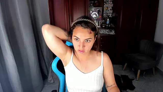 Miss Nicole online show from July 22, 7:27 pm