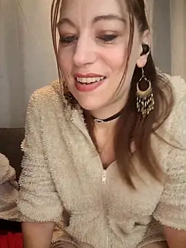 Snapshot of XLisaxx chatting on September 22, 3:41 am XLisaxx online show from September 22, 3:41 am