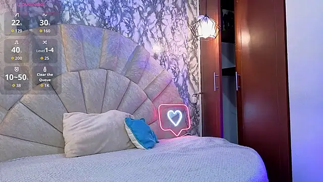  emma miller  online show from February 25, 10:58 am