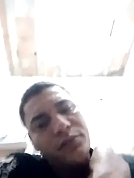 Snapshot of 121fff chatting on October 31, 10:38 am 121fff online show from October 31, 10:38 am